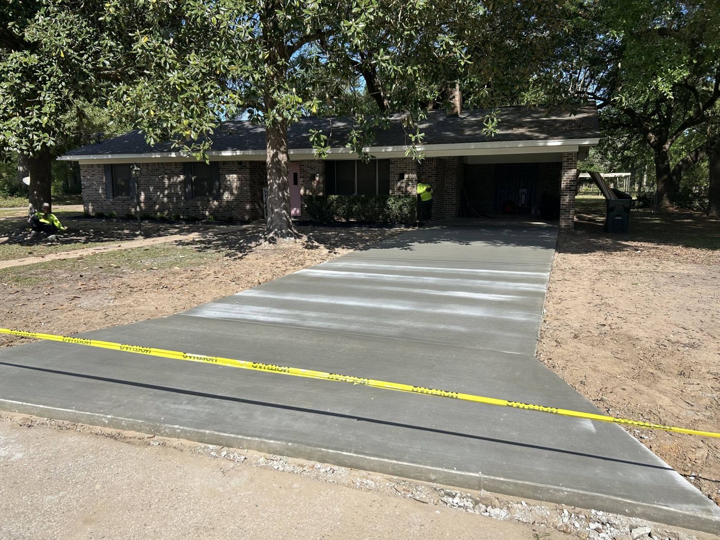 Finished residential concrete driveway in Silsbee