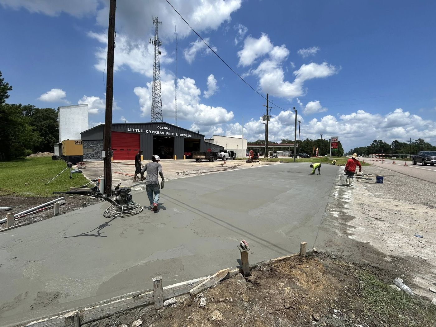 Commercial concrete parking lot pour